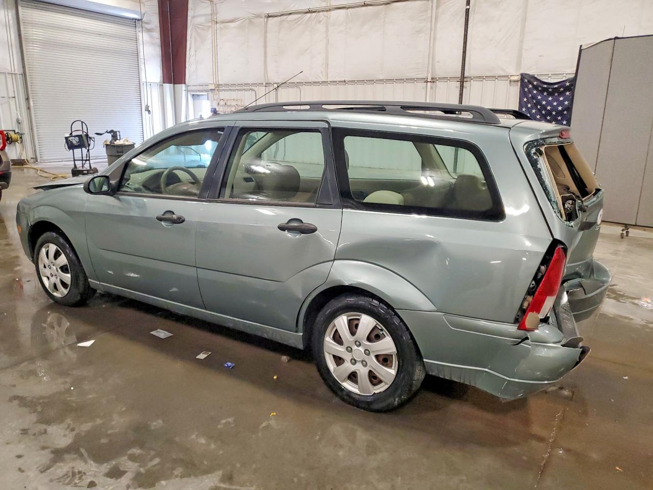 2005 FORD FOCUS ZXW photo 3