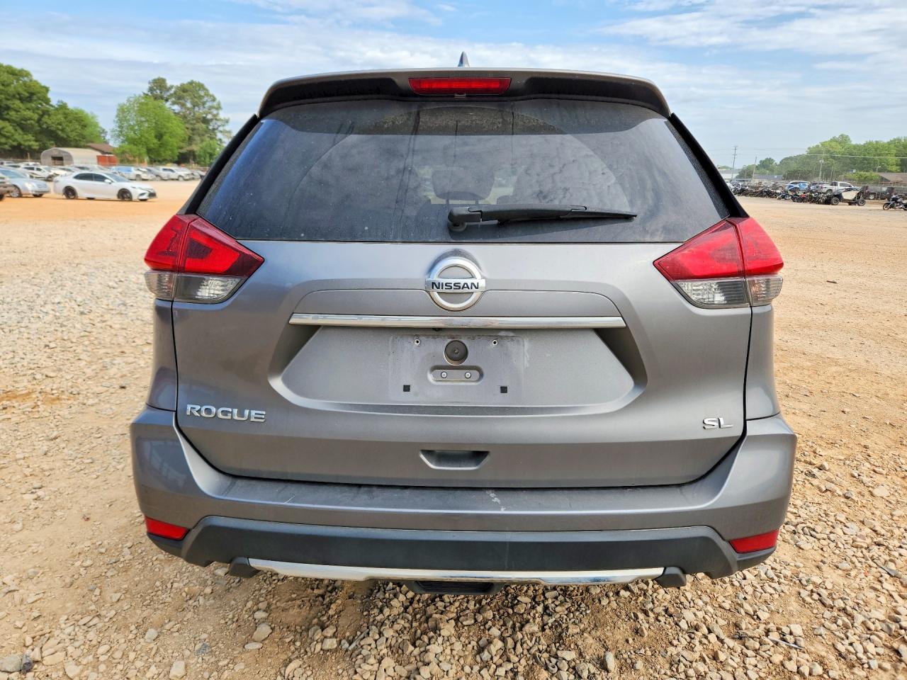 2018 NISSAN ROGUE SL photo 11