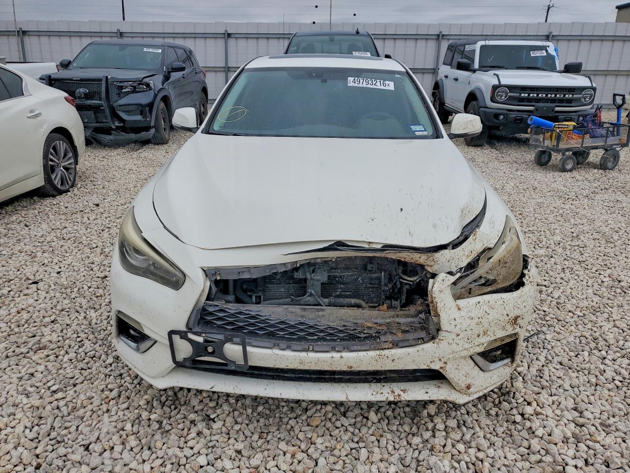 2018 INFINITI Q50 3.0T LUXE photo 9