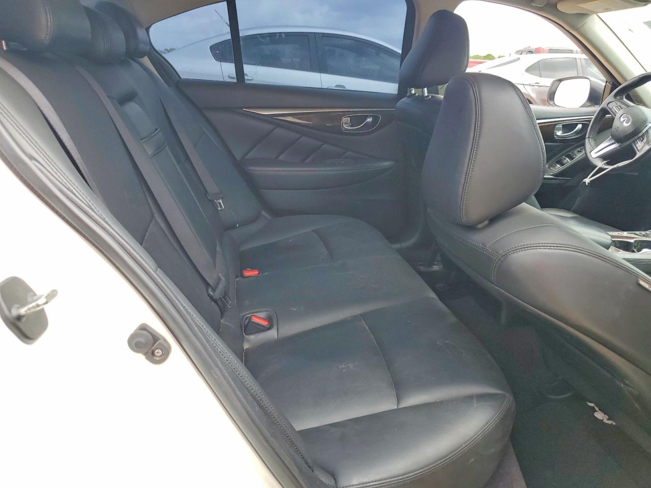 2018 INFINITI Q50 3.0T LUXE photo 19