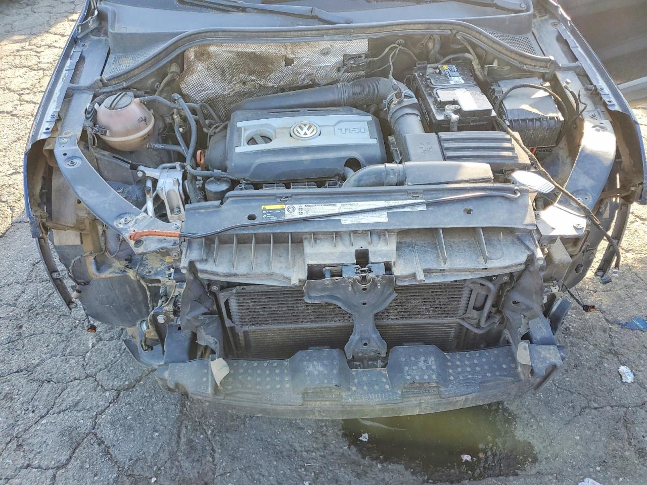 2013 VOLKSWAGEN TIGUAN S photo 34