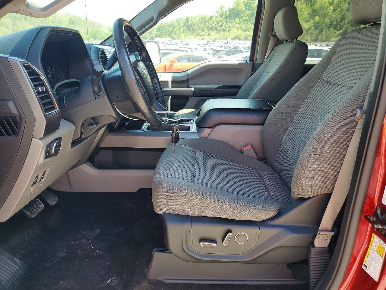 2017 FORD F150 SUPERCREW photo 19