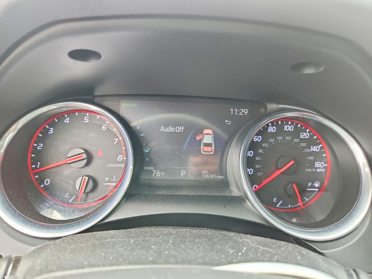 2019 TOYOTA CAMRY XSE photo 17