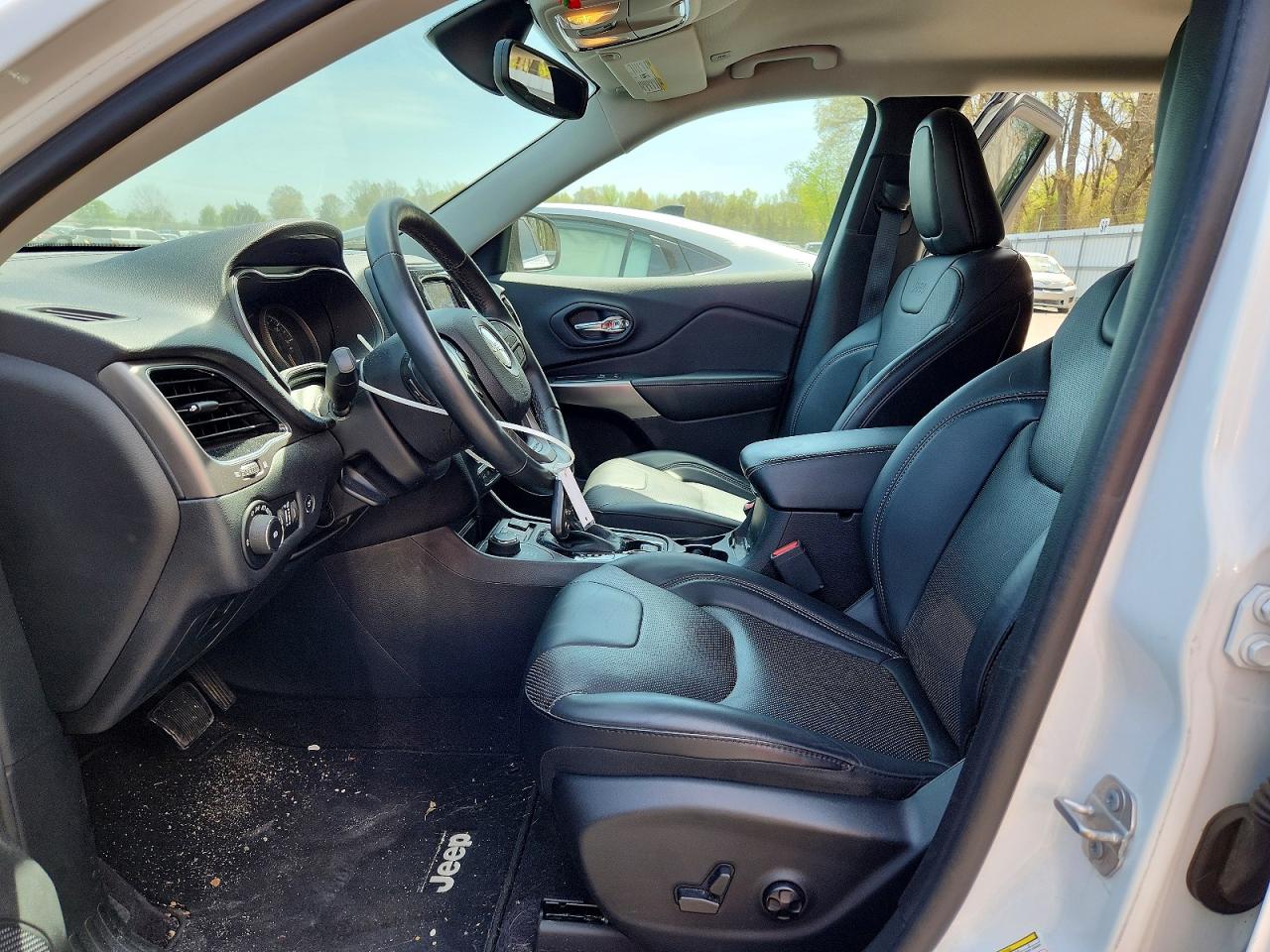 2019 JEEP CHEROKEE LIMITED photo 7