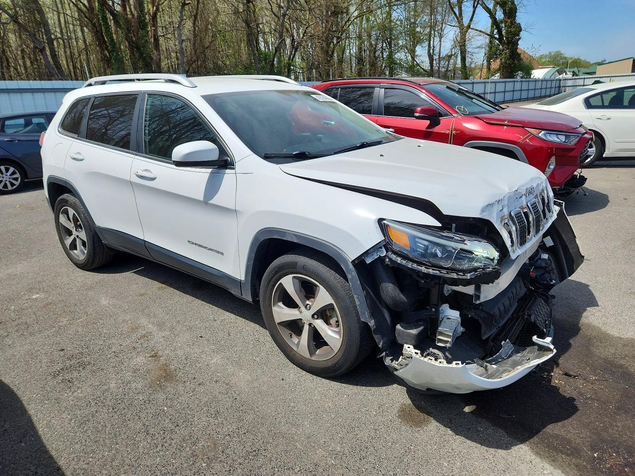 2019 JEEP CHEROKEE LIMITED photo 4