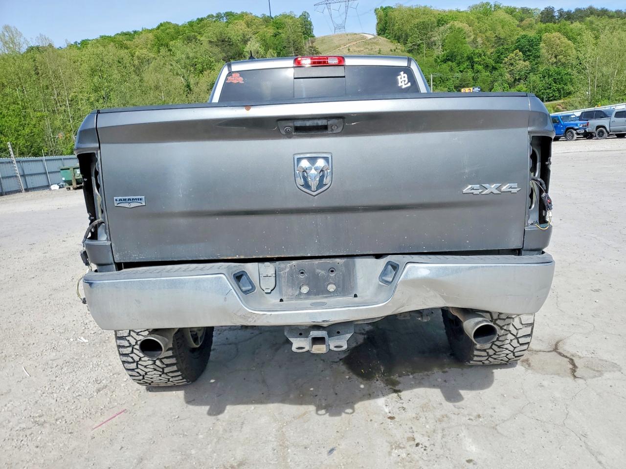 2013 RAM 1500 LARAMIE photo 16