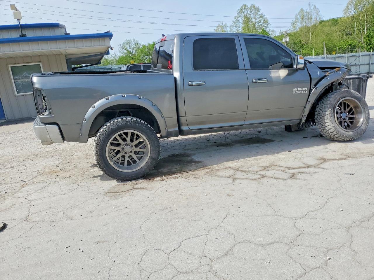 2013 RAM 1500 LARAMIE photo 7