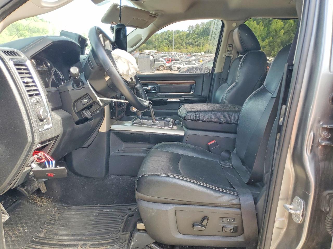 2013 RAM 1500 LARAMIE photo 19