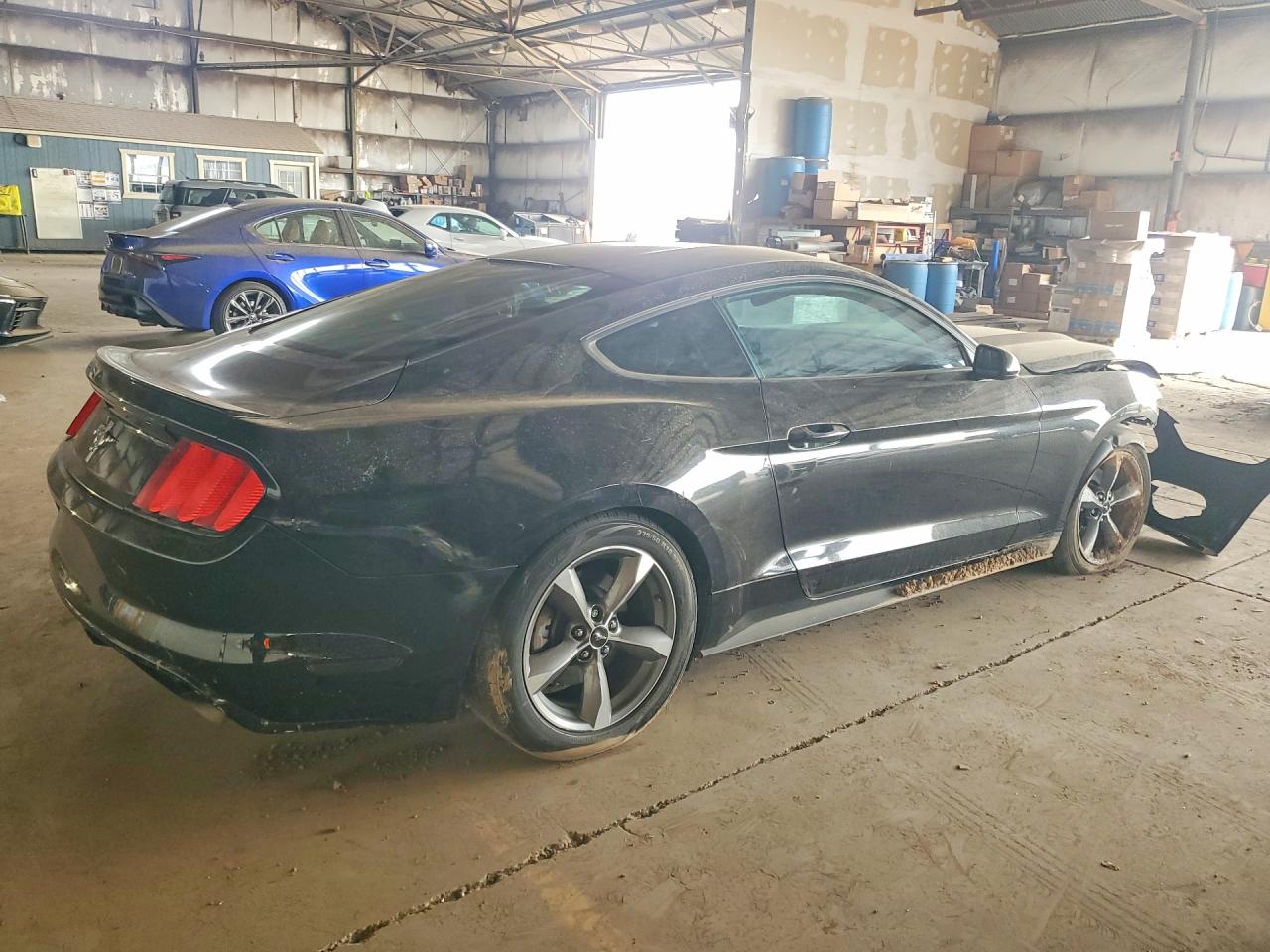2015 FORD MUSTANG photo 5