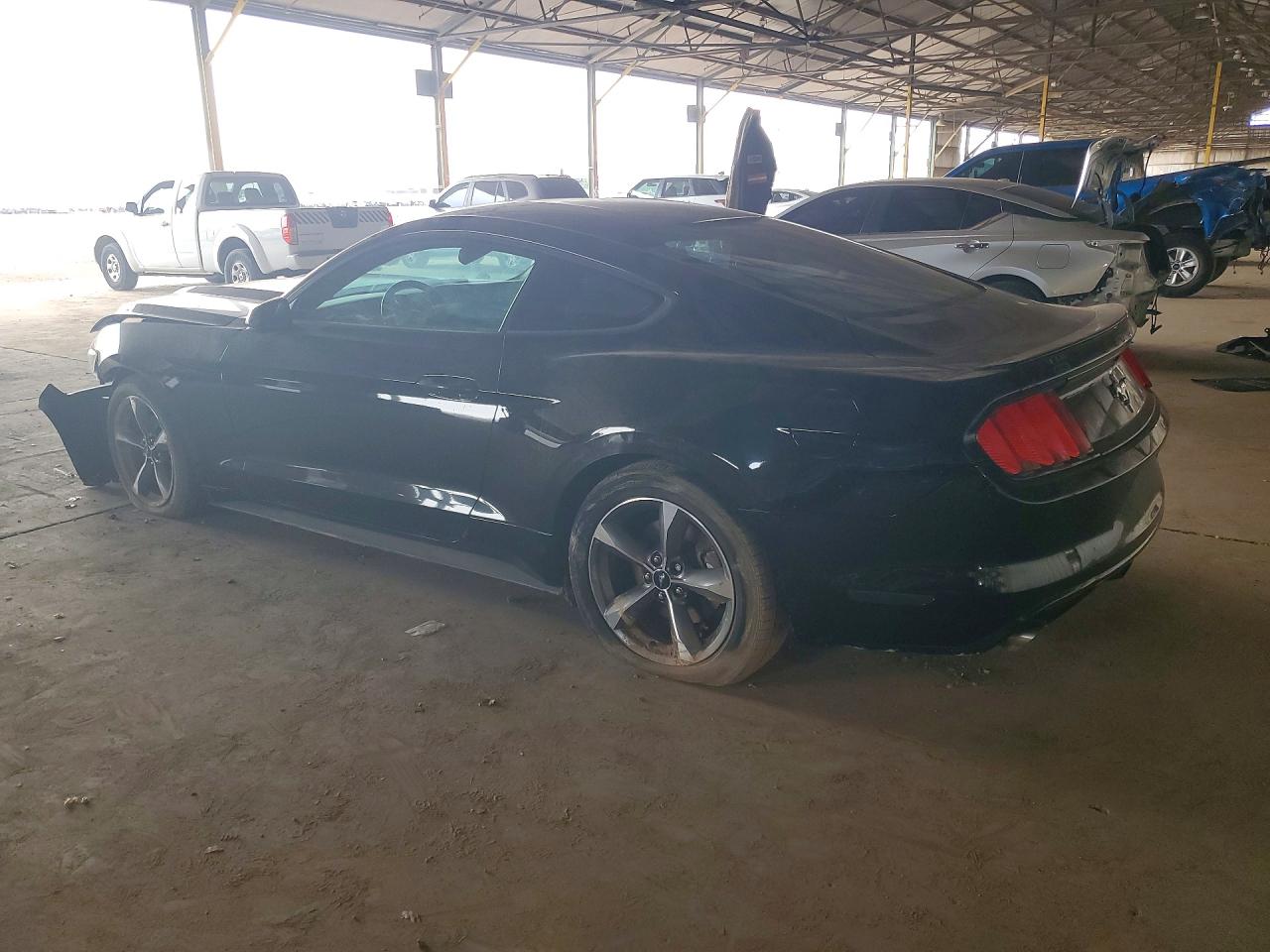 2015 FORD MUSTANG photo 3