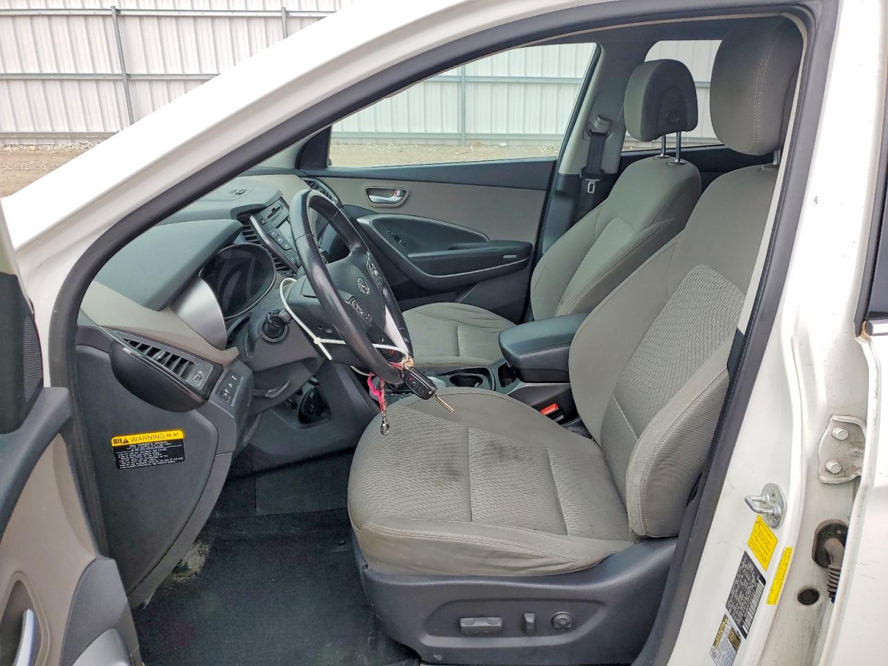 2014 HYUNDAI SANTA FE GLS photo 13