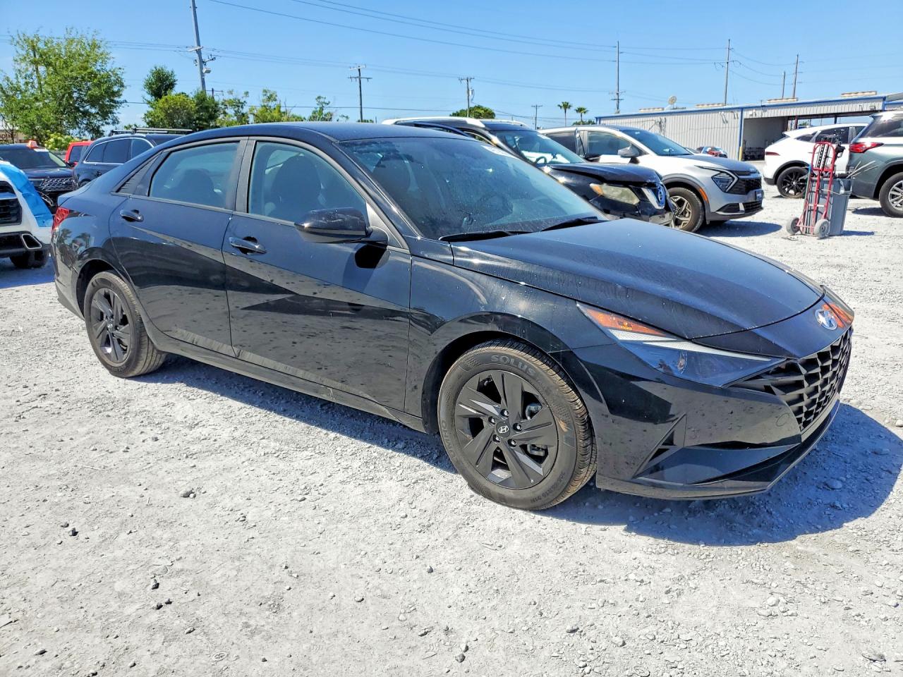 2023 HYUNDAI ELANTRA SEL photo 7