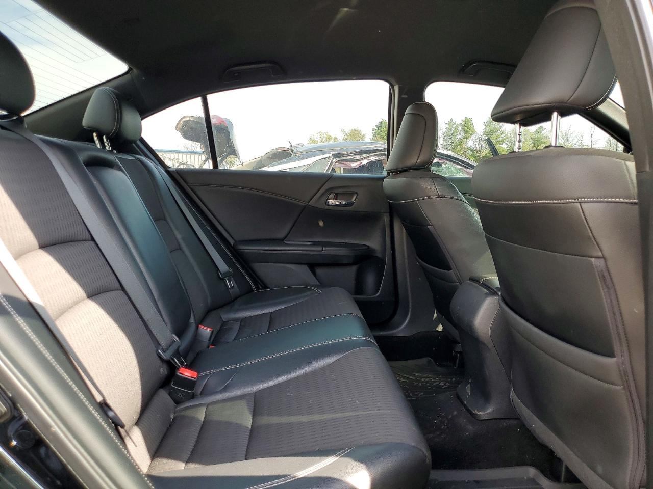 2016 HONDA ACCORD SPORT photo 28