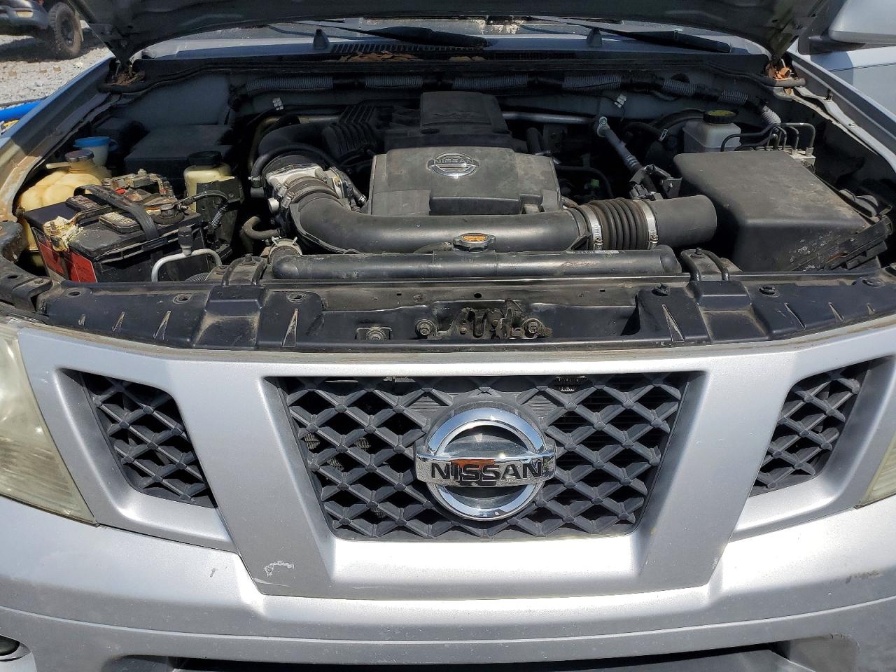 2011 NISSAN FRONTIER S photo 31