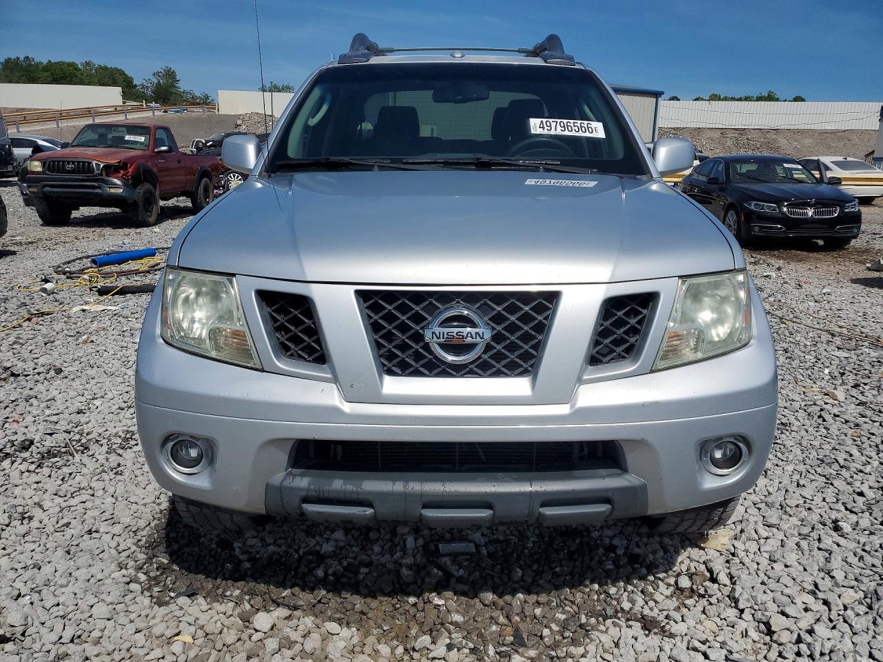 2011 NISSAN FRONTIER S photo 13