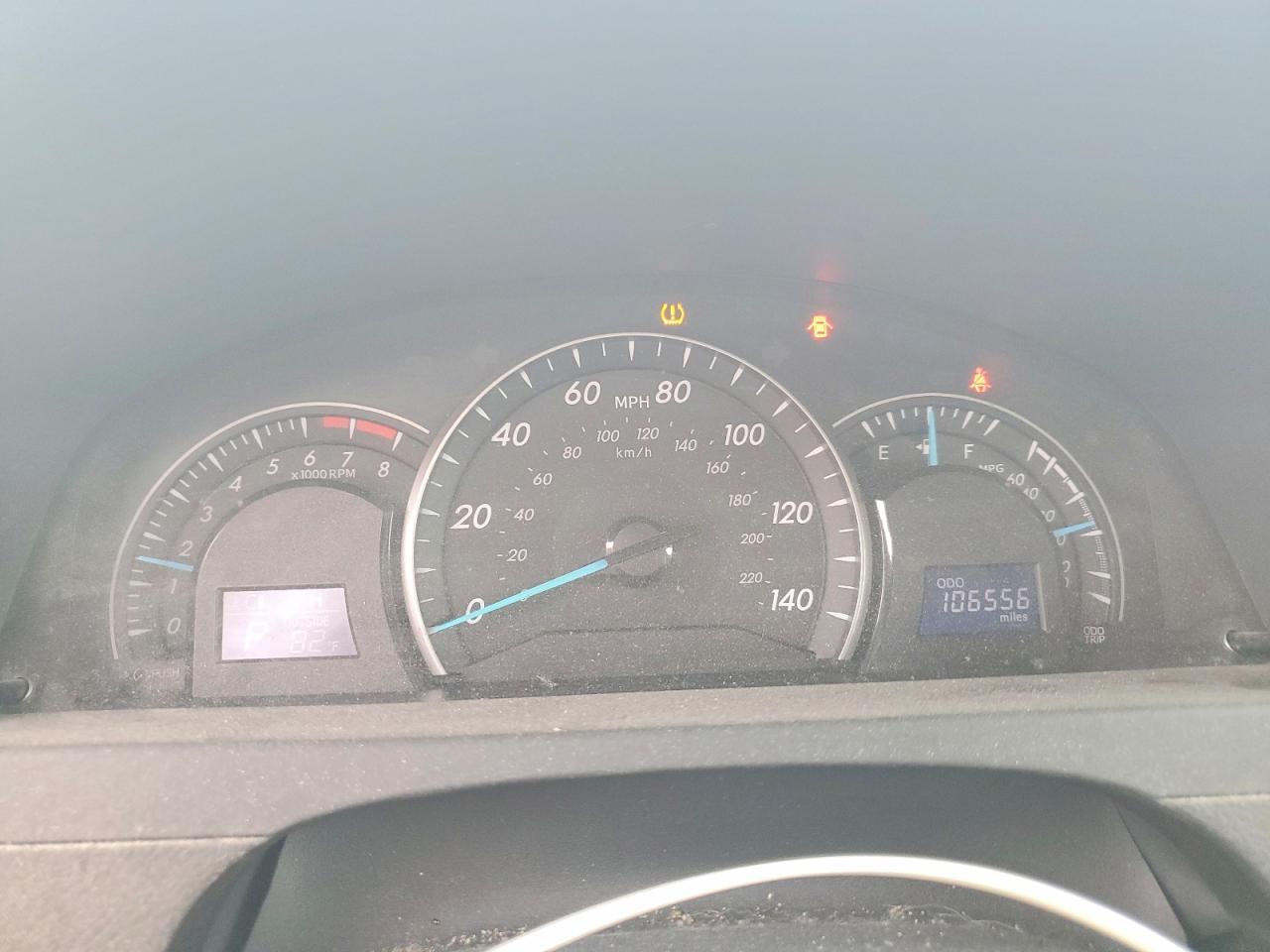 2013 TOYOTA CAMRY LE photo 17