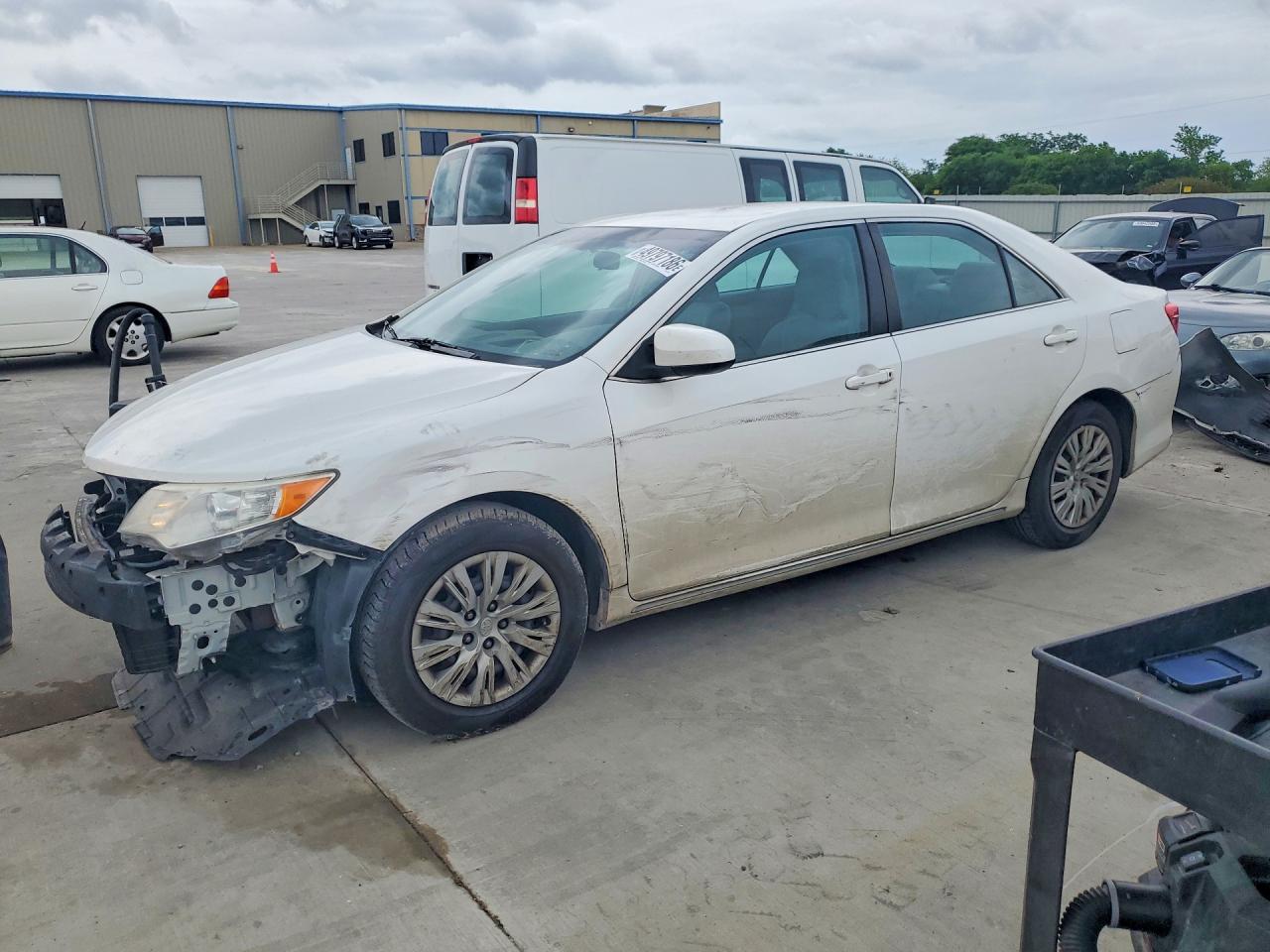 2013 TOYOTA CAMRY