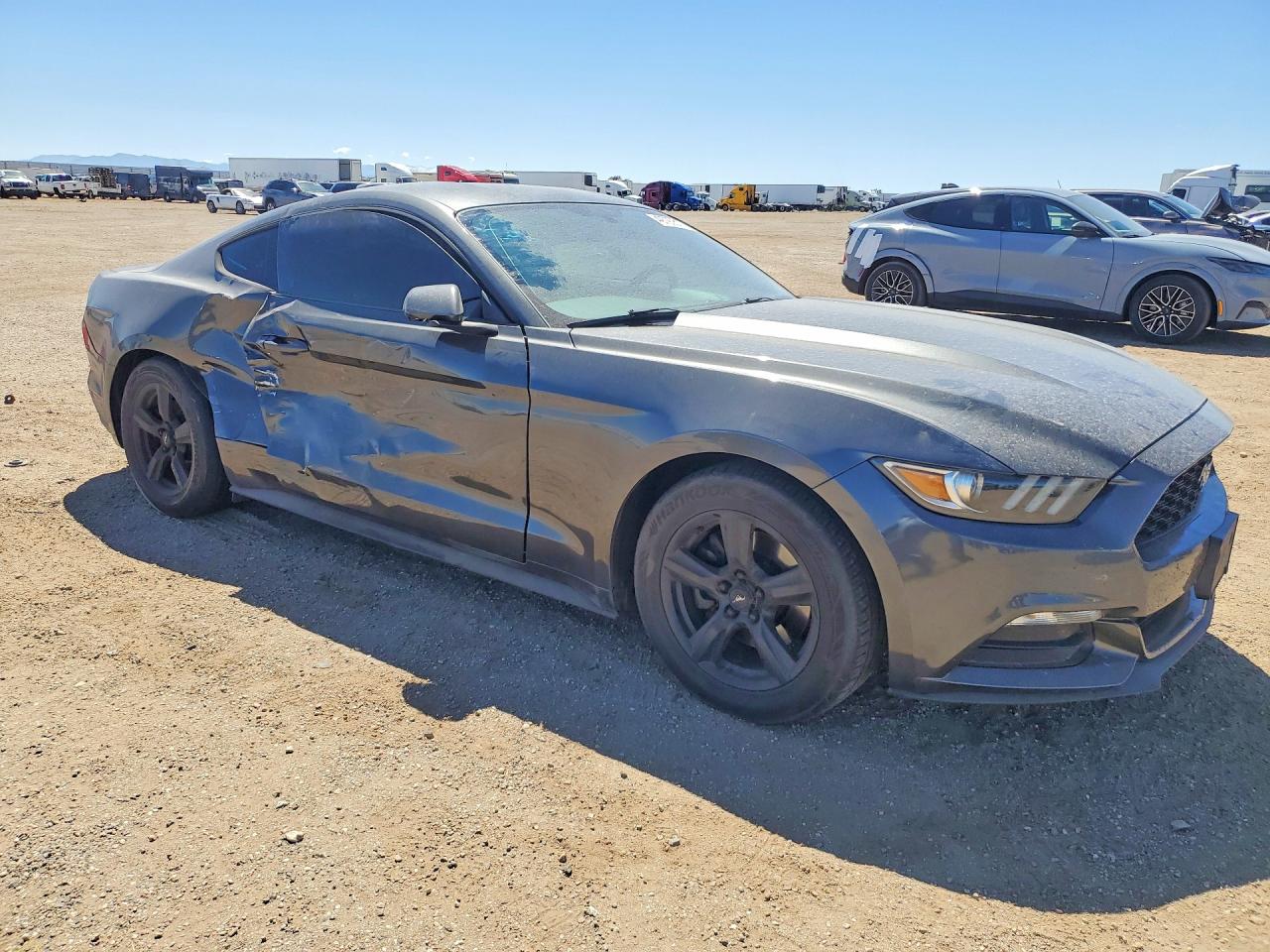 2016 FORD MUSTANG photo 10