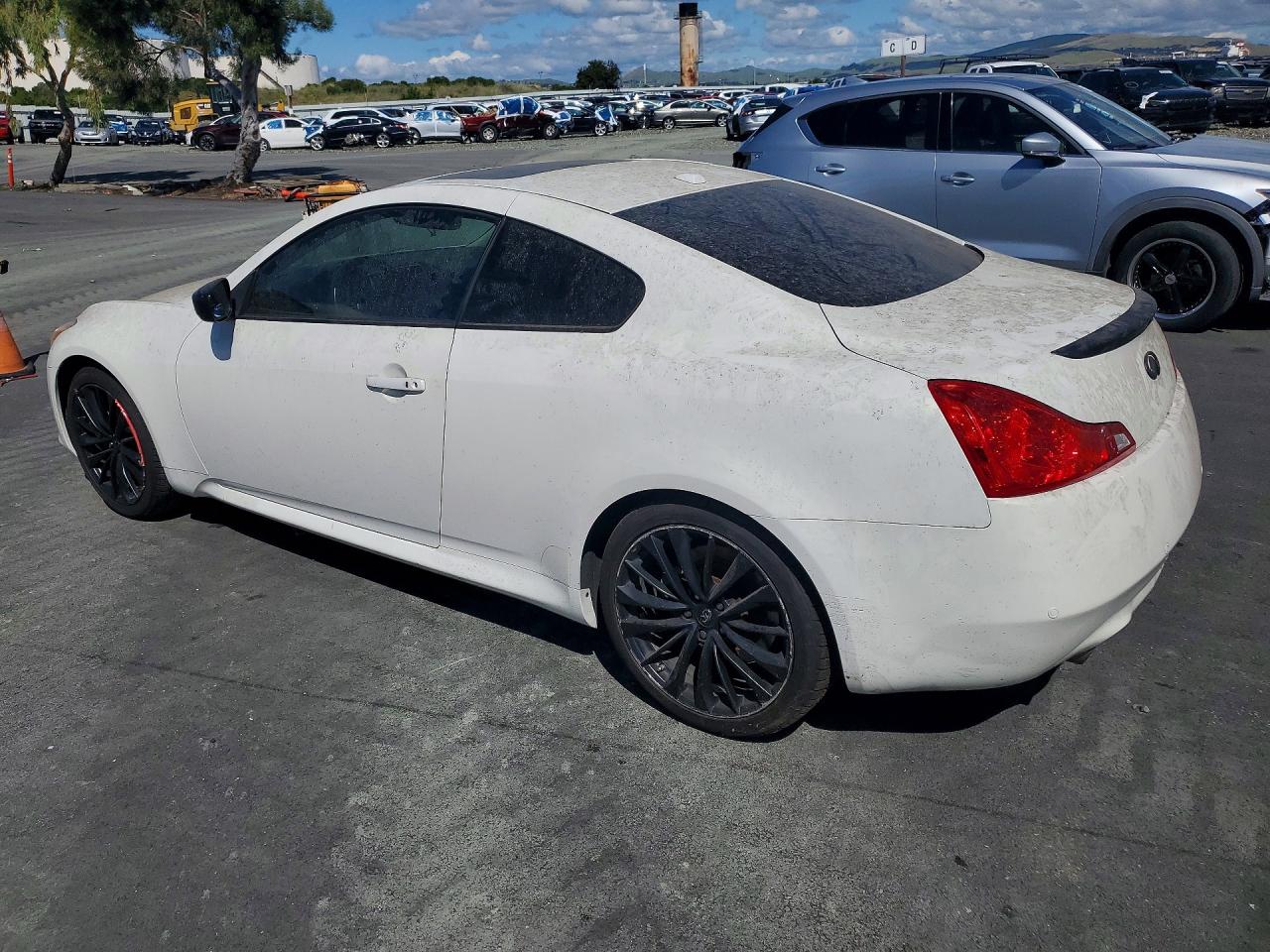 2012 INFINITI G37 COUPE BASE photo 3
