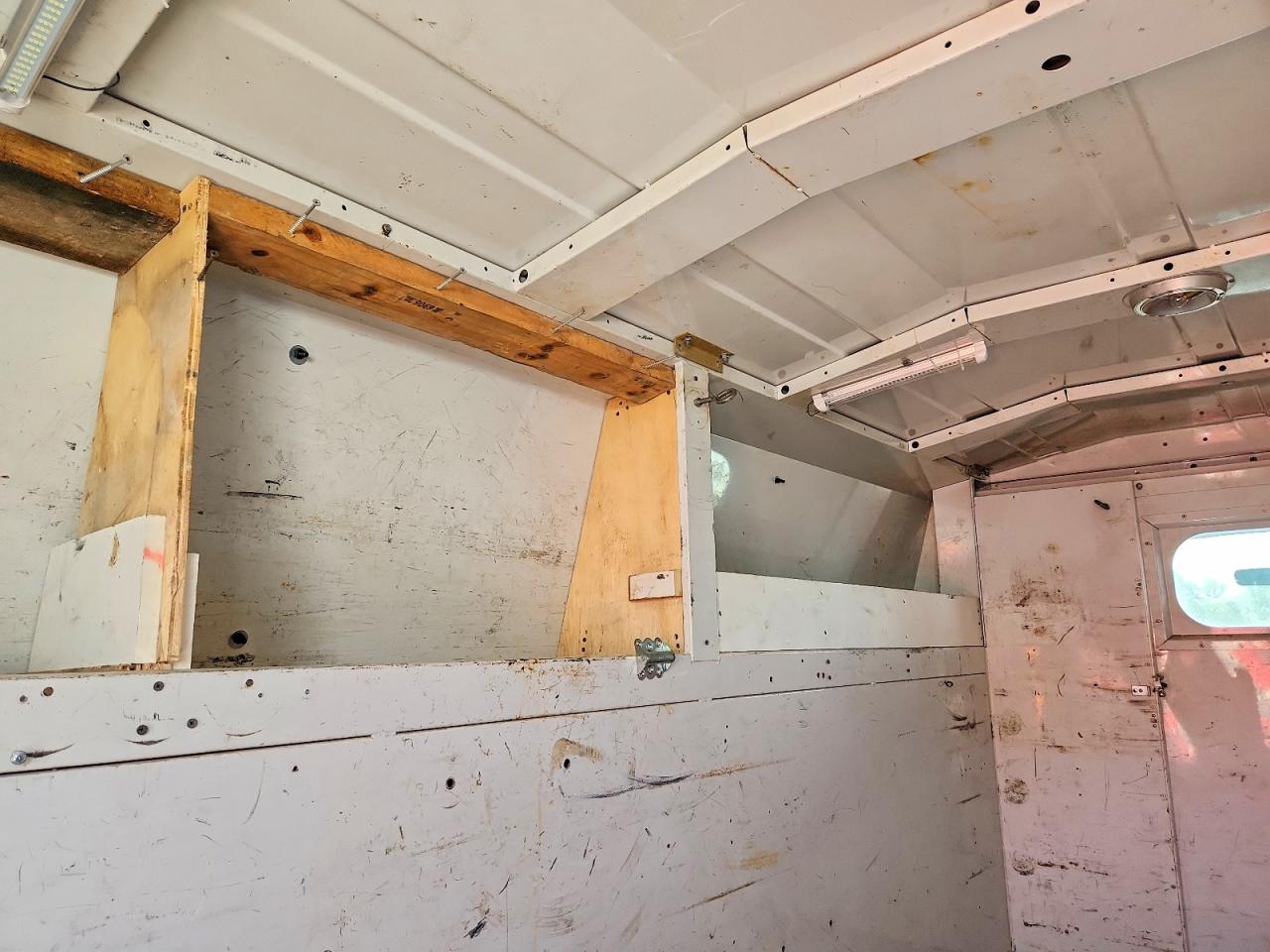 2005 FORD ECONOLINE E350 SUPER DUTY WAGON photo 10