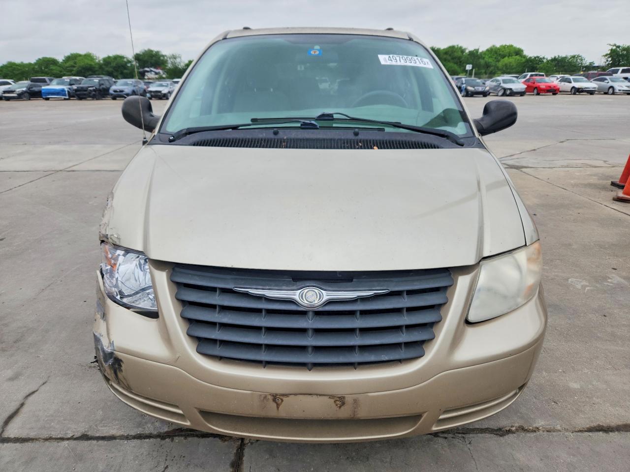 2007 CHRYSLER TOWN & COUNTRY LX photo 13
