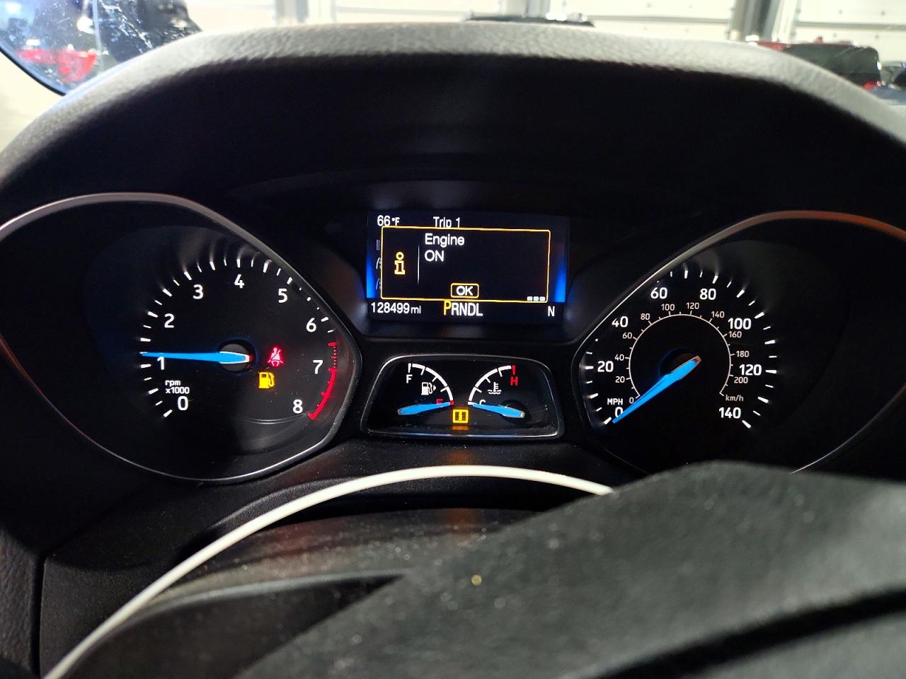 2015 FORD FOCUS SE photo 17