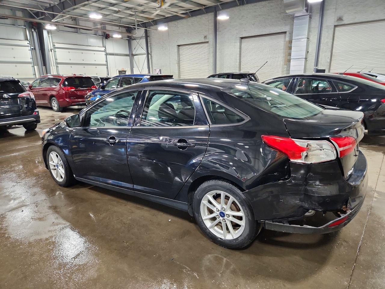 2015 FORD FOCUS SE photo 3
