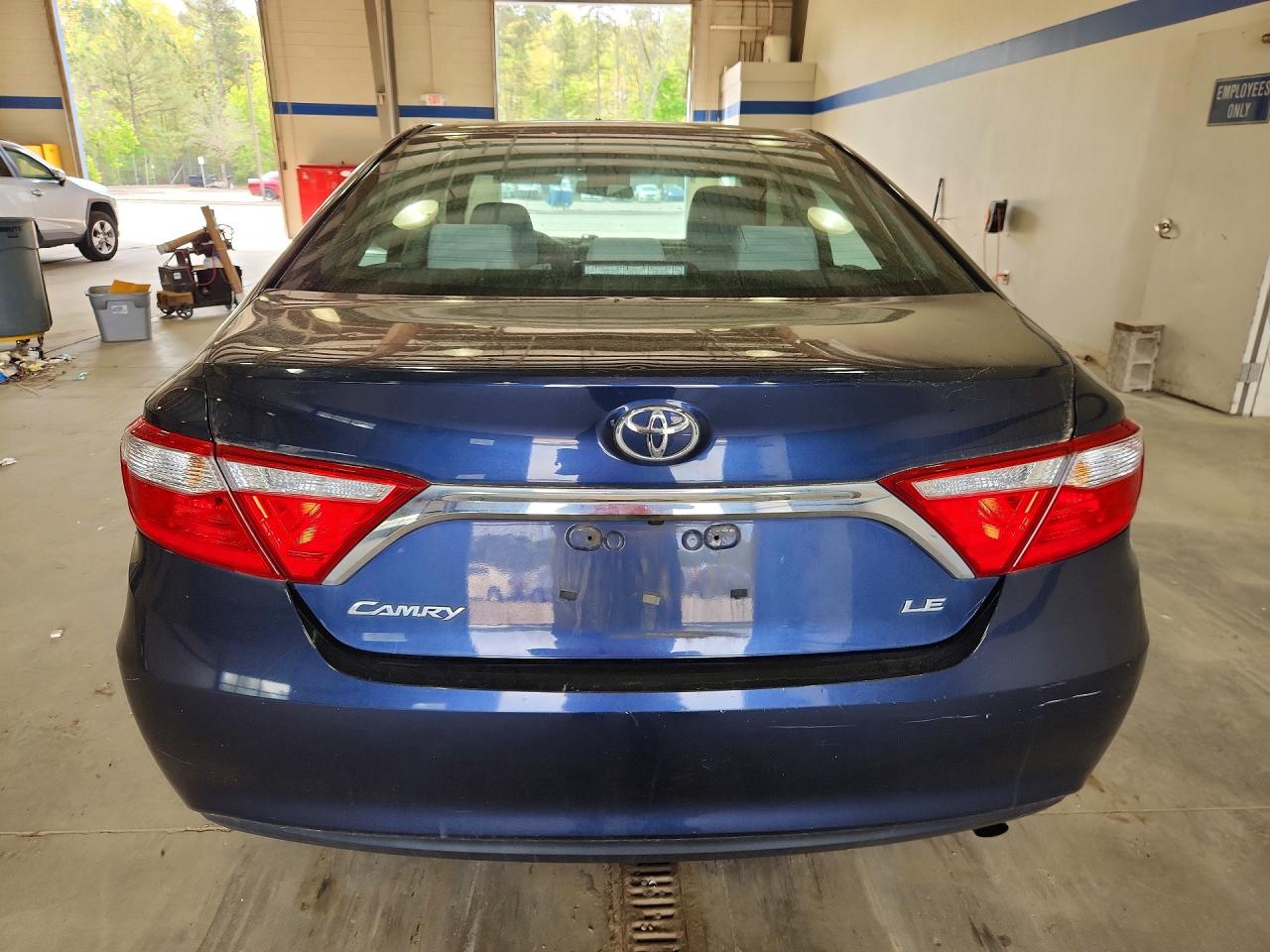 2016 TOYOTA CAMRY LE photo 6