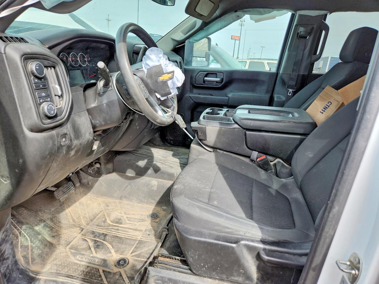 2023 CHEVROLET SILVERADO K2500 CUSTOM photo 7