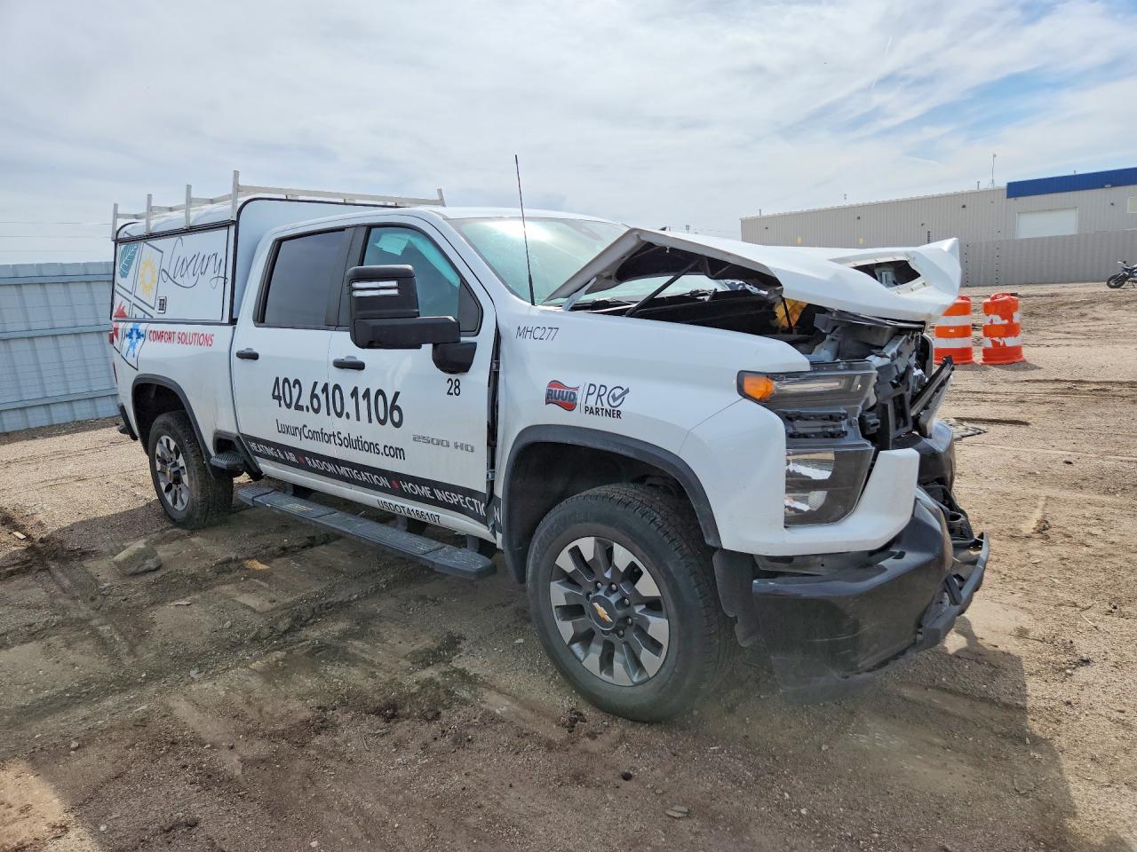 2023 CHEVROLET SILVERADO K2500 CUSTOM photo 4