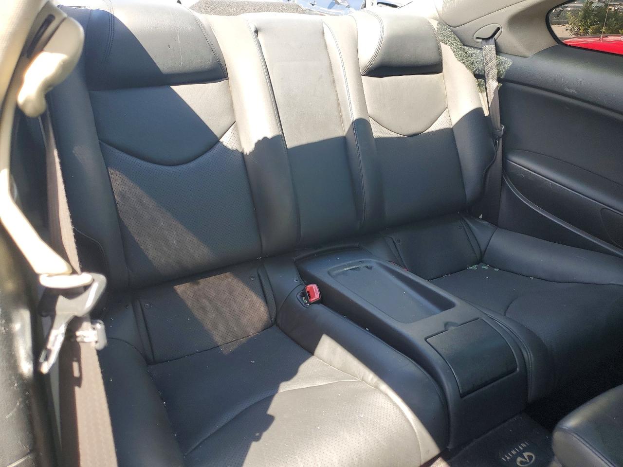 2012 INFINITI G37 COUPE BASE photo 19