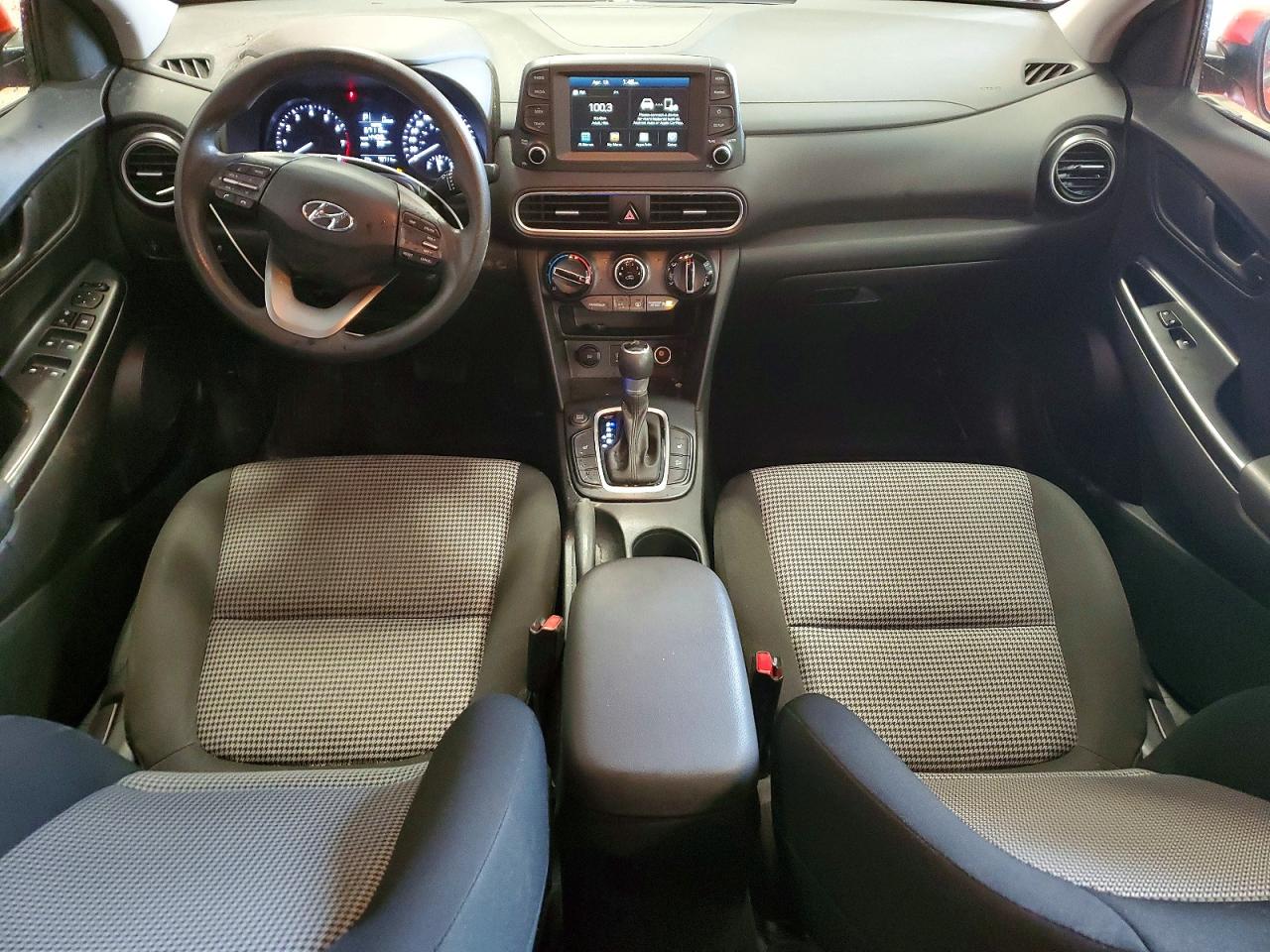 2020 HYUNDAI KONA SE photo 15