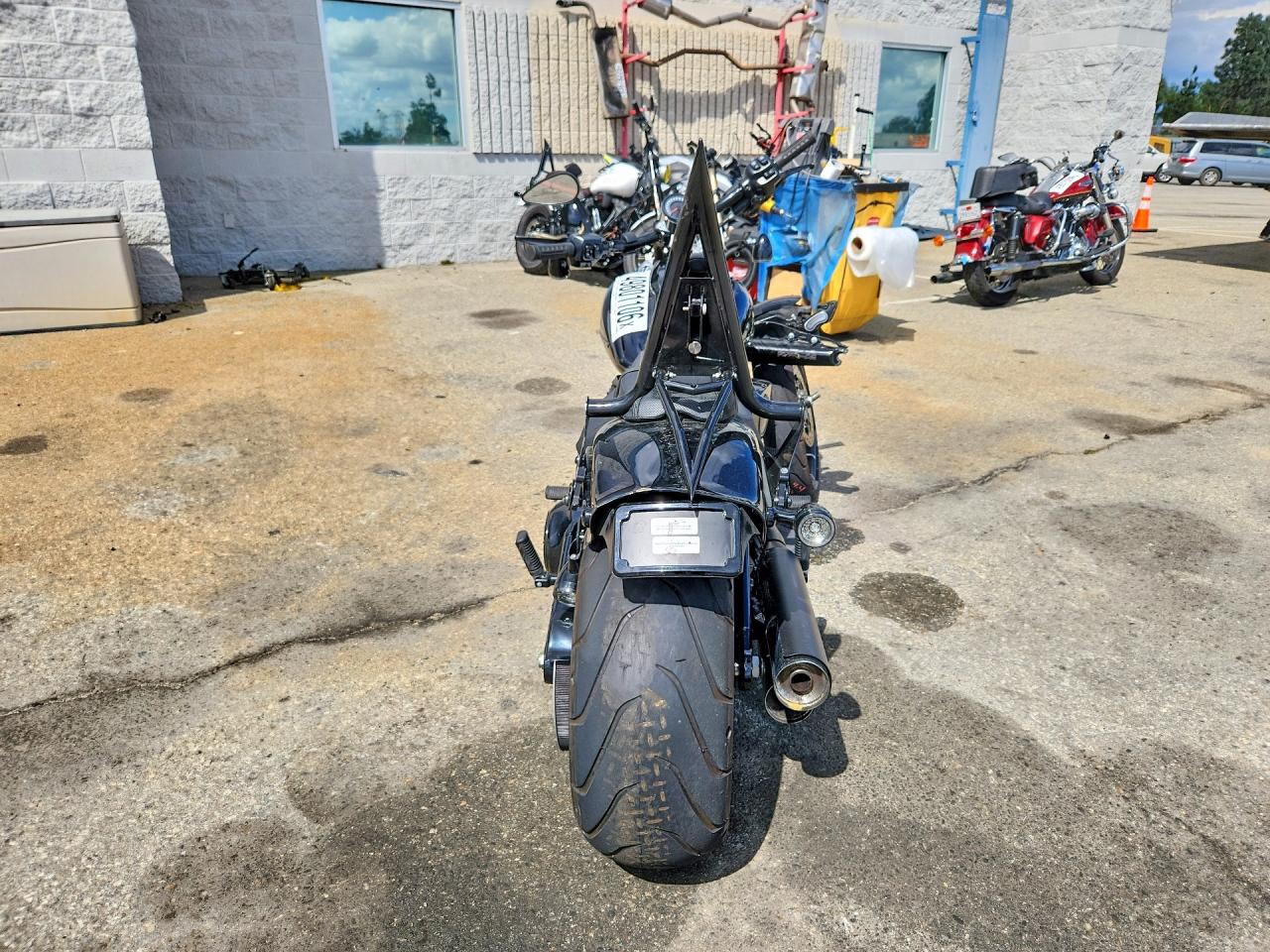 2025 HARLEY-DAVIDSON FXBR photo 4