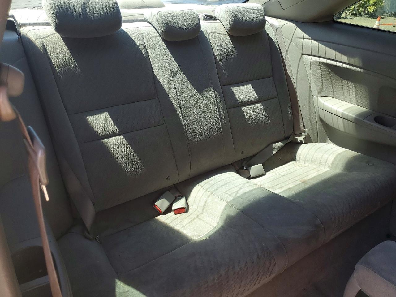 2010 HONDA CIVIC LX photo 19