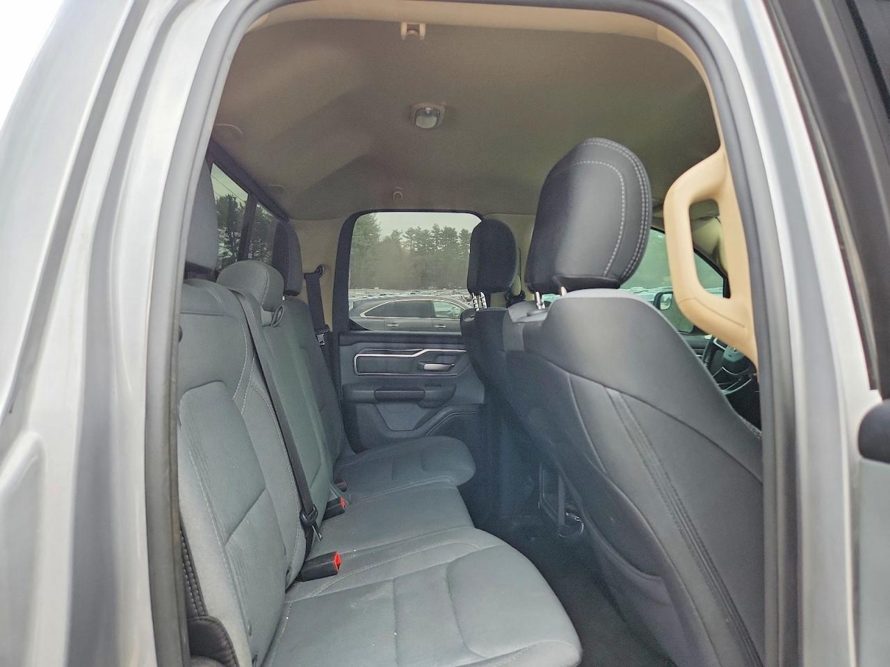 2019 RAM 1500 BIG HORN photo 28
