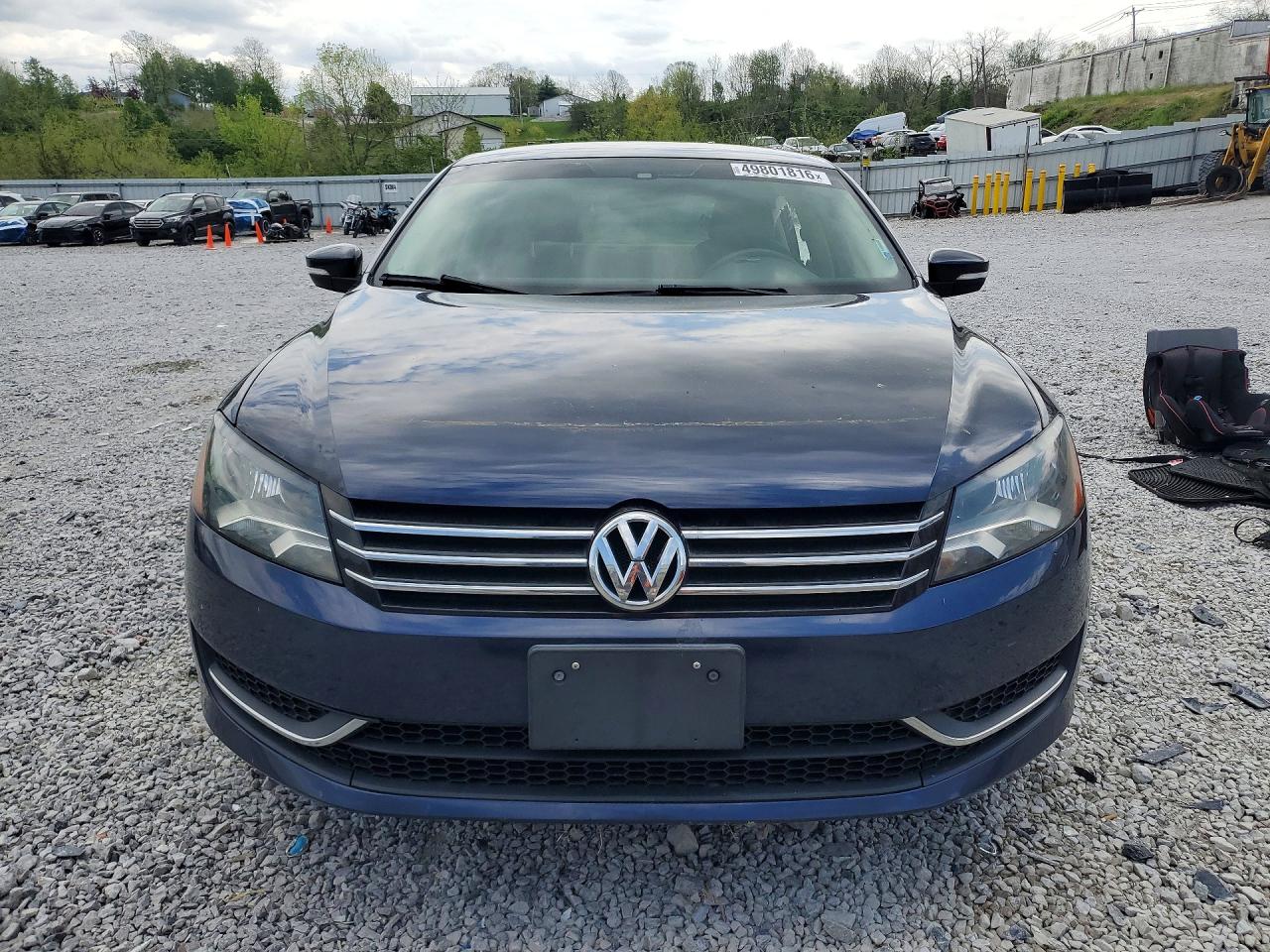 2014 VOLKSWAGEN PASSAT S photo 13