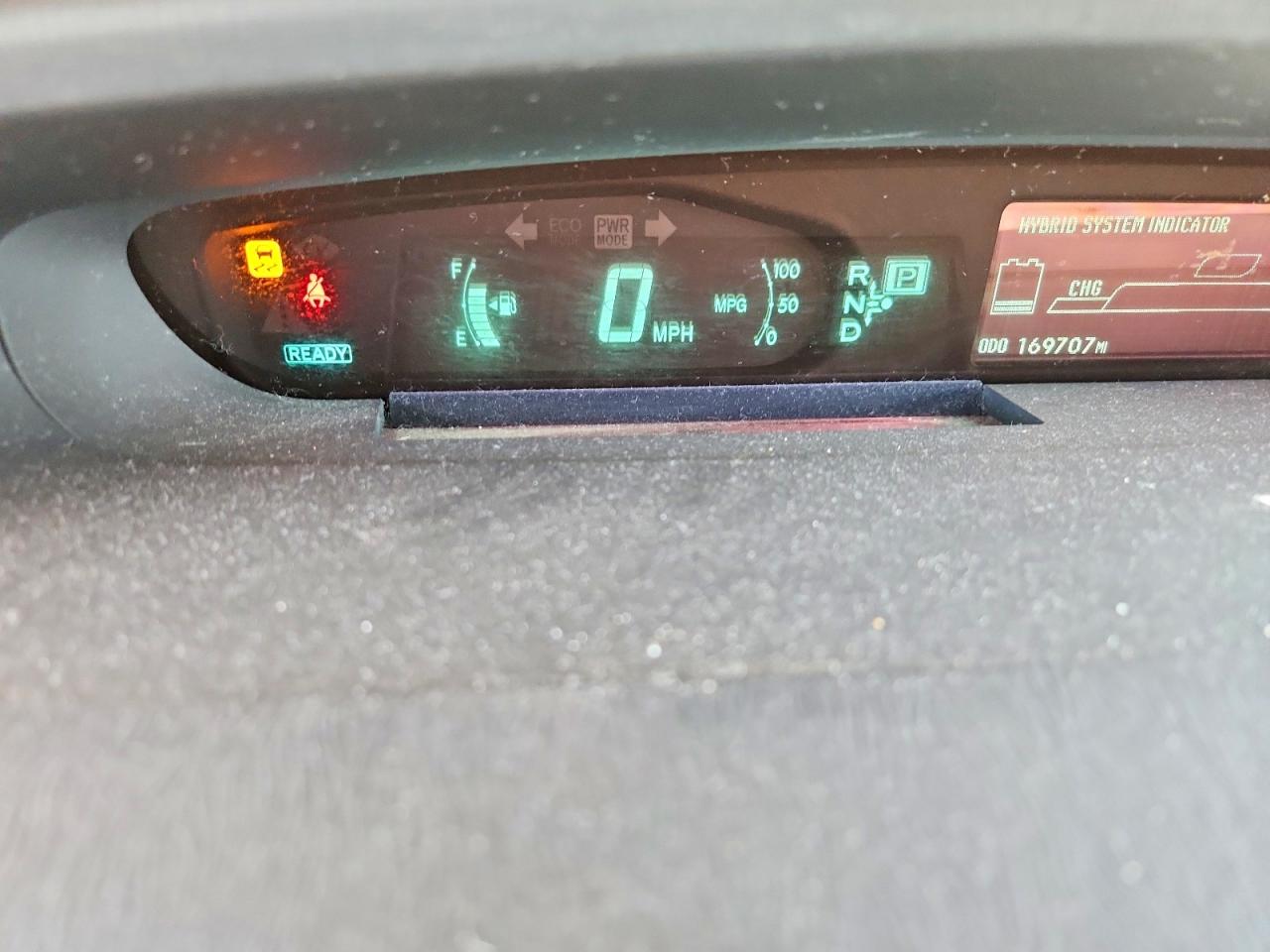 2010 TOYOTA PRIUS IV photo 17