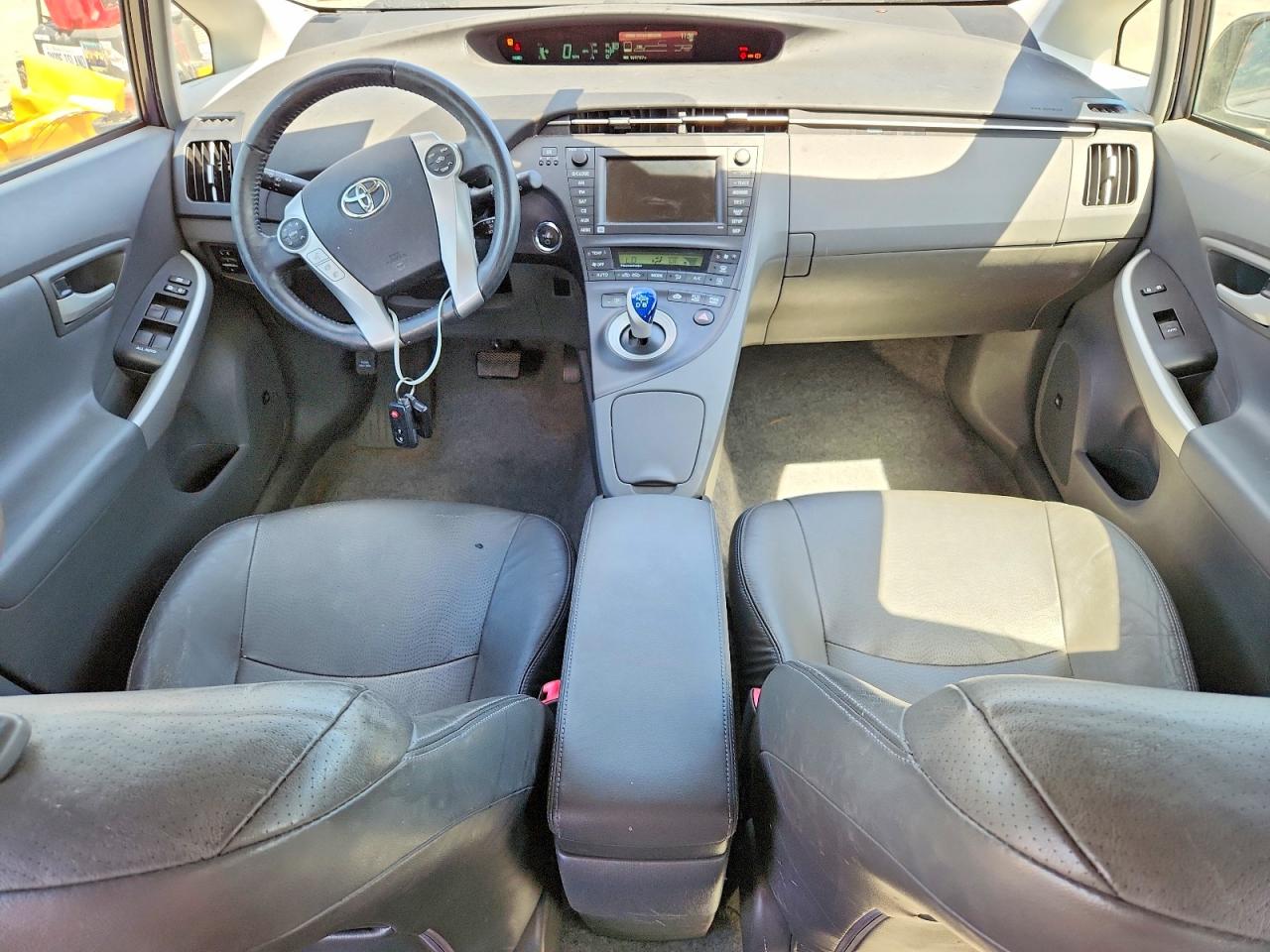 2010 TOYOTA PRIUS IV photo 15