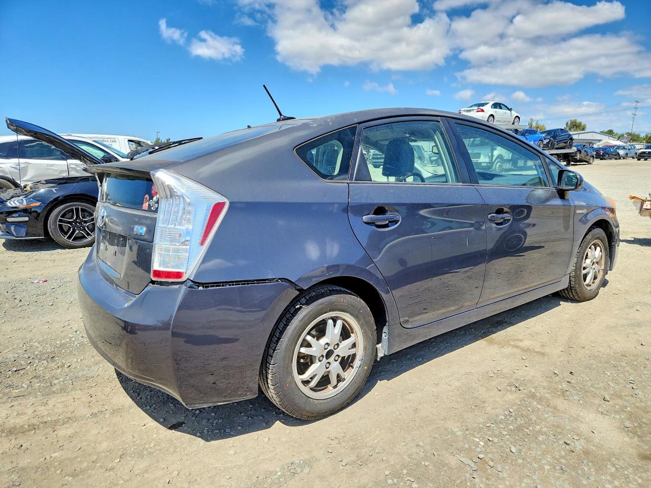 2010 TOYOTA PRIUS IV photo 5