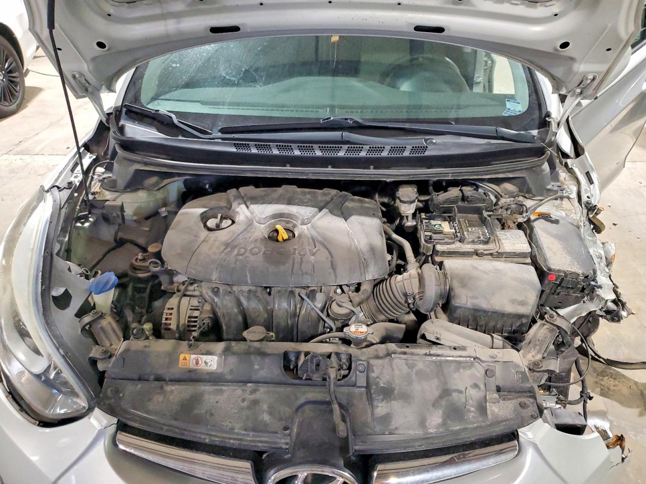 2015 HYUNDAI ELANTRA SE photo 31