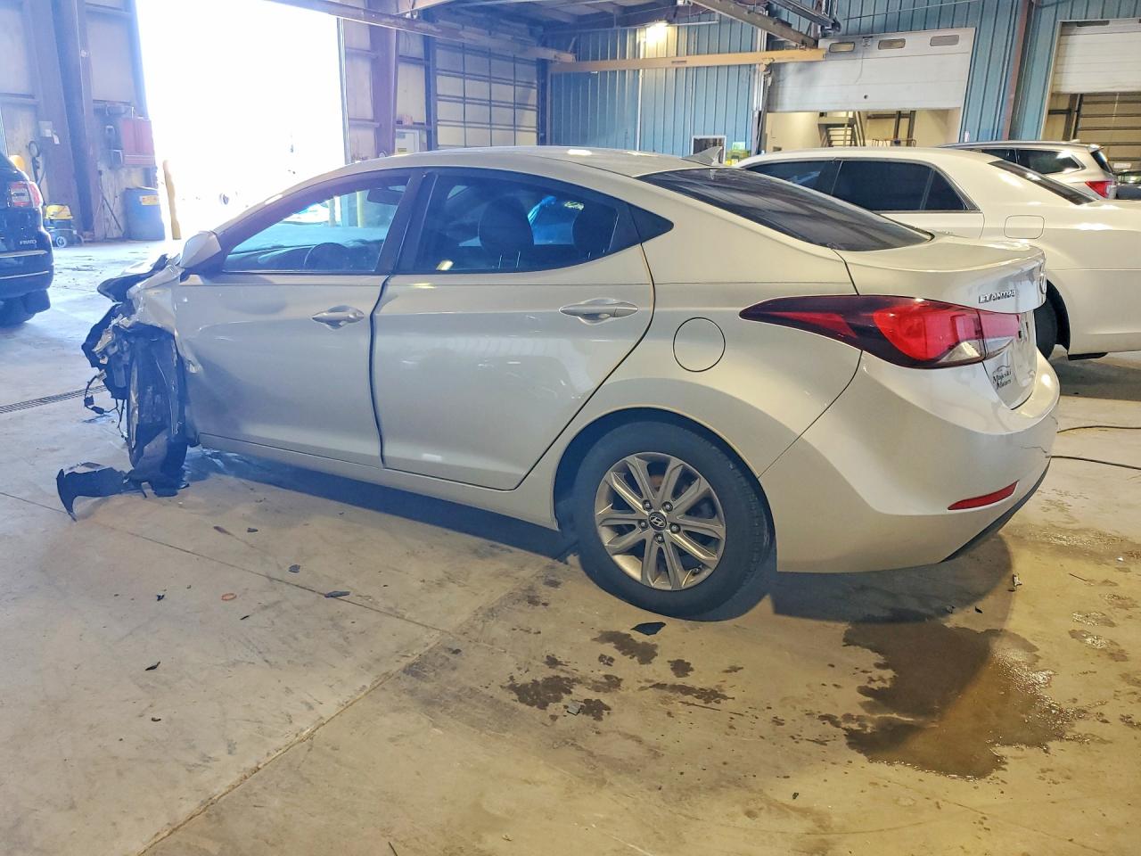 2015 HYUNDAI ELANTRA SE photo 4