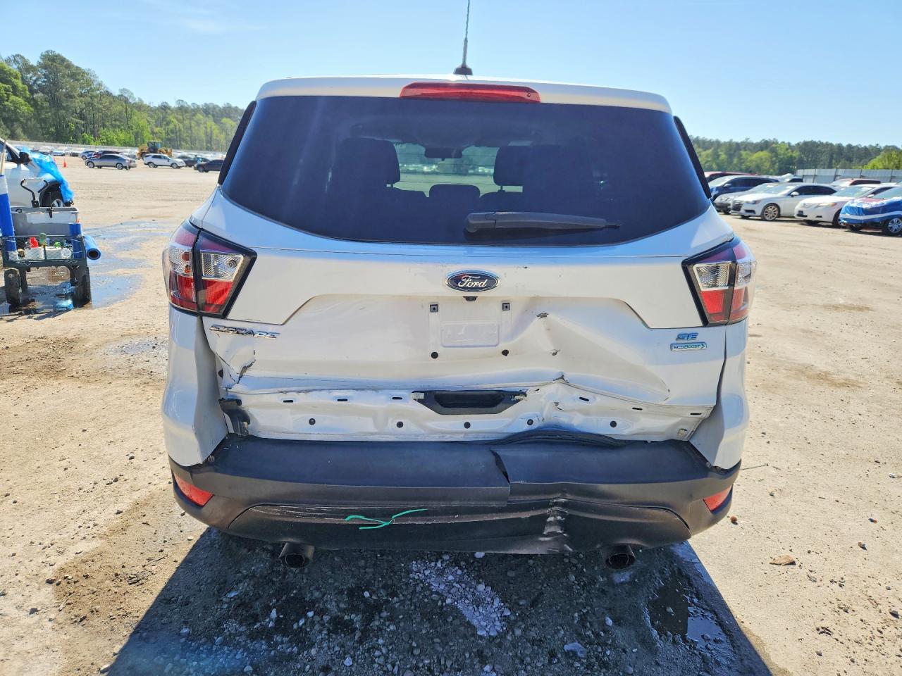 2017 FORD ESCAPE SE photo 16