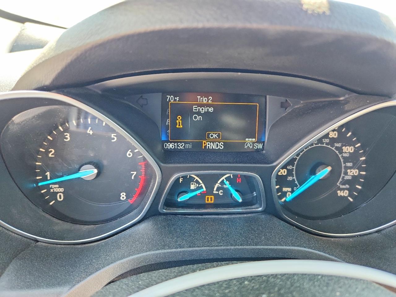 2017 FORD ESCAPE SE photo 25