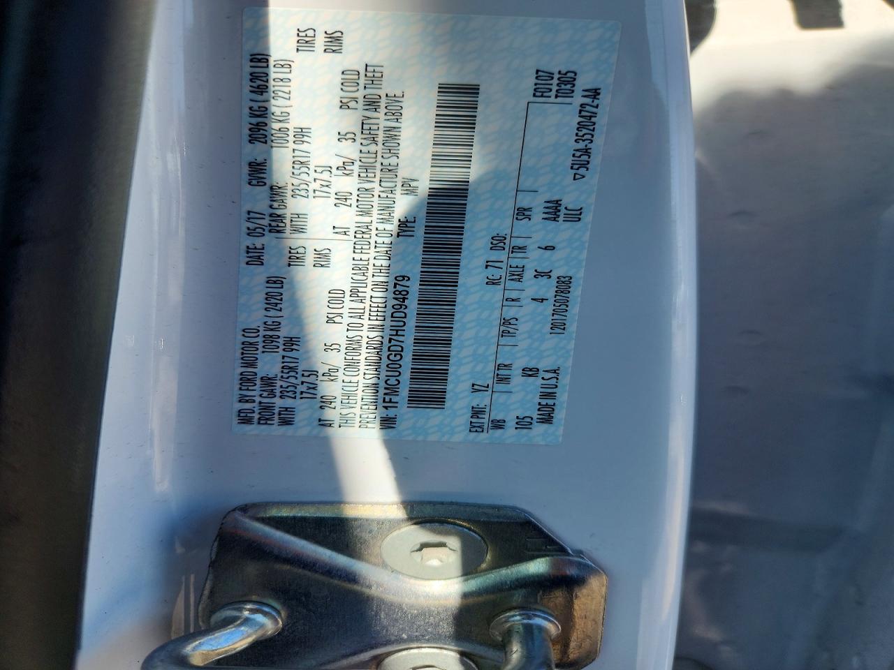 2017 FORD ESCAPE SE photo 34