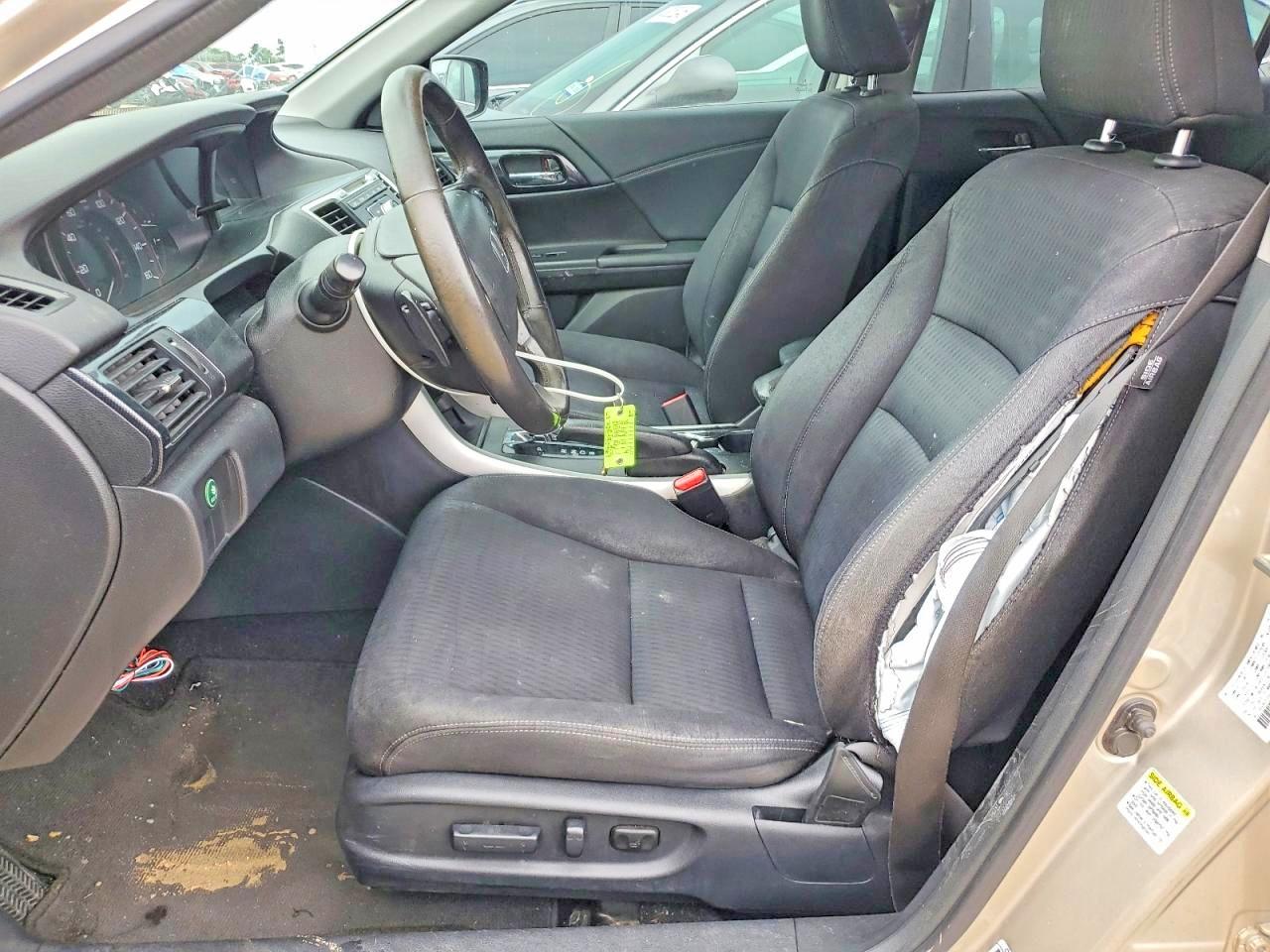 2014 HONDA ACCORD photo 13