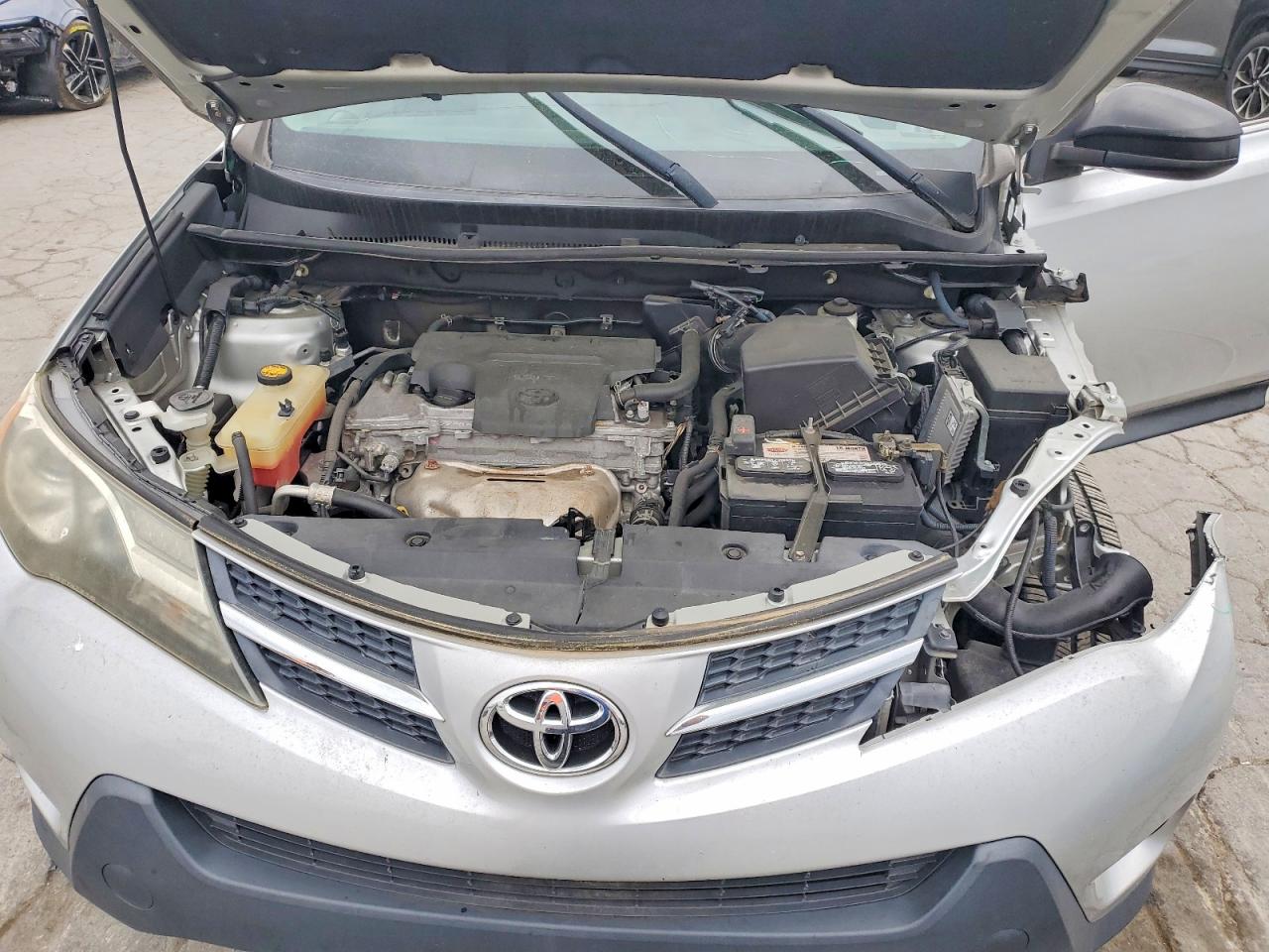2013 TOYOTA RAV4 LE photo 23