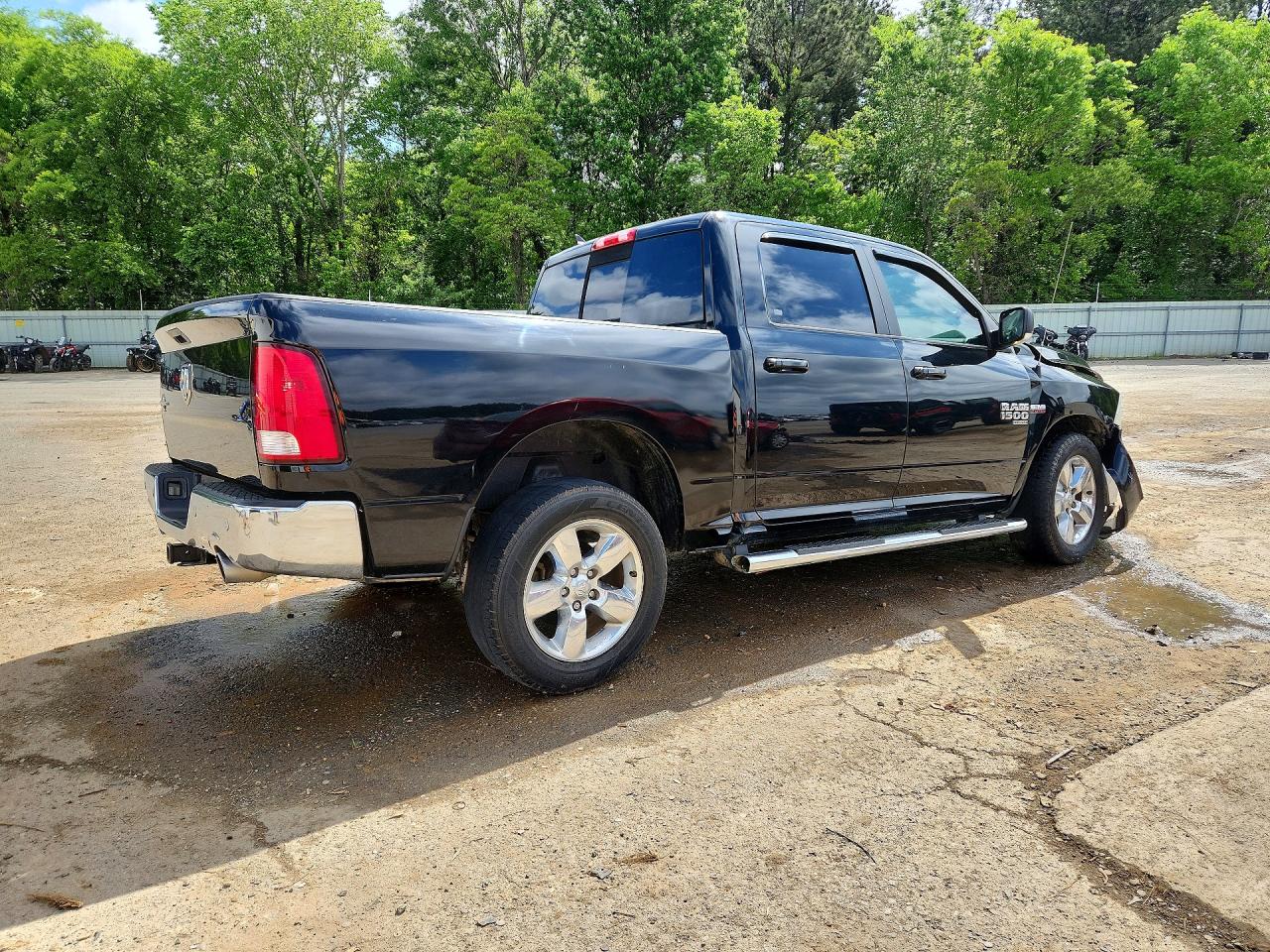2019 RAM 1500 CLASSIC SLT photo 7