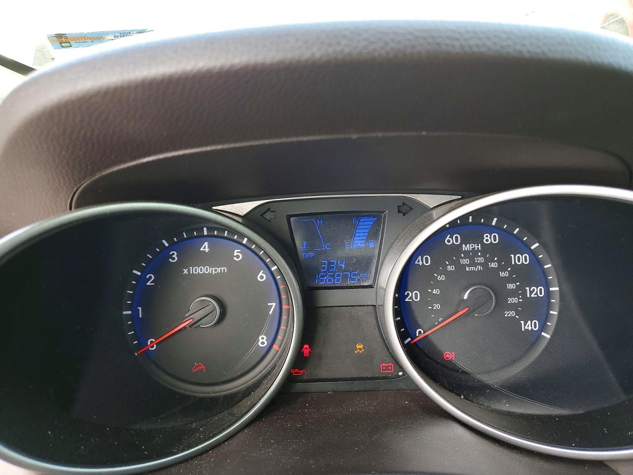 2015 HYUNDAI TUCSON SE photo 25