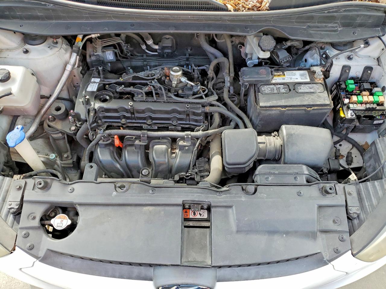 2015 HYUNDAI TUCSON SE photo 34