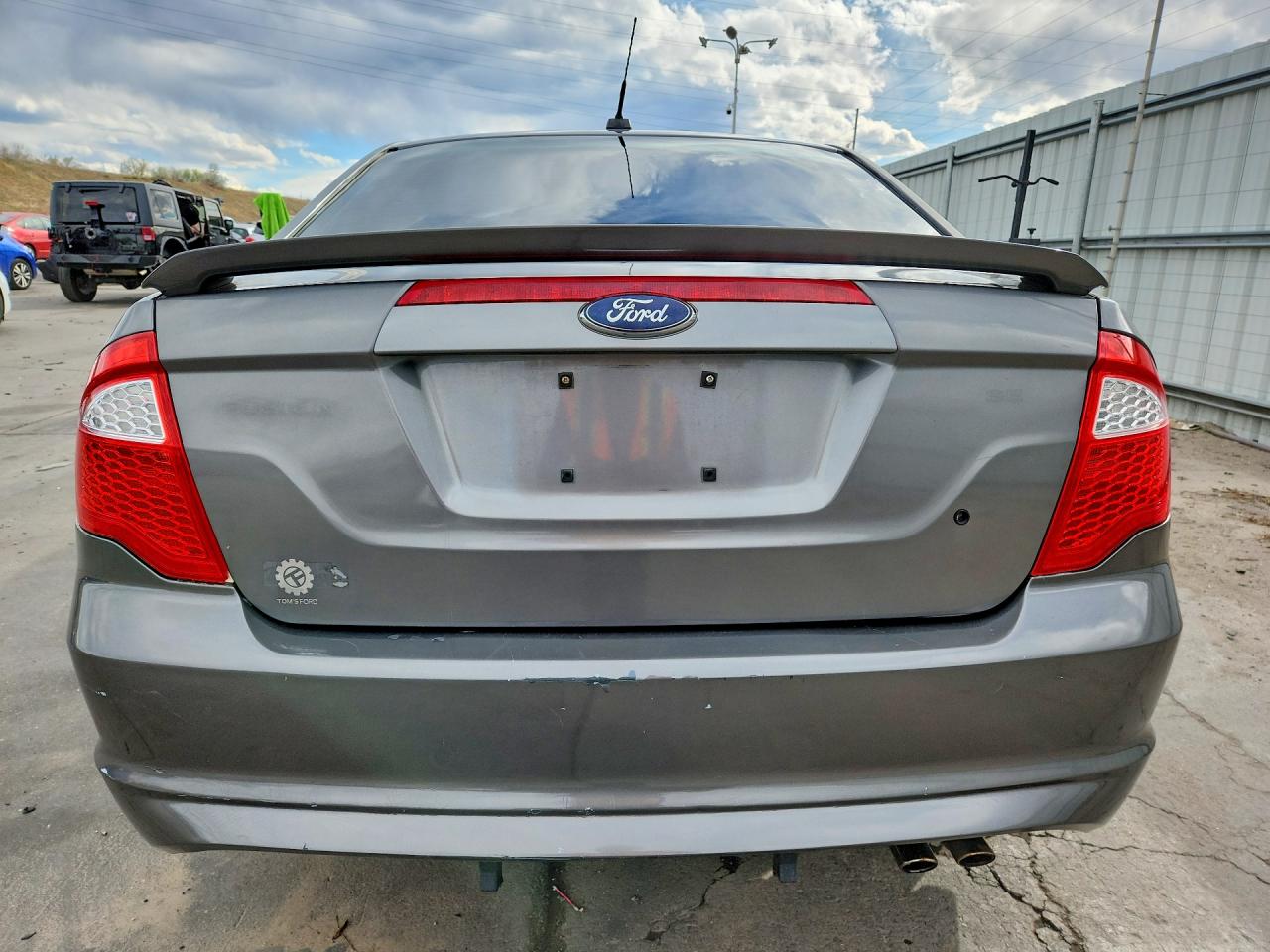 2010 FORD FUSION SE photo 16